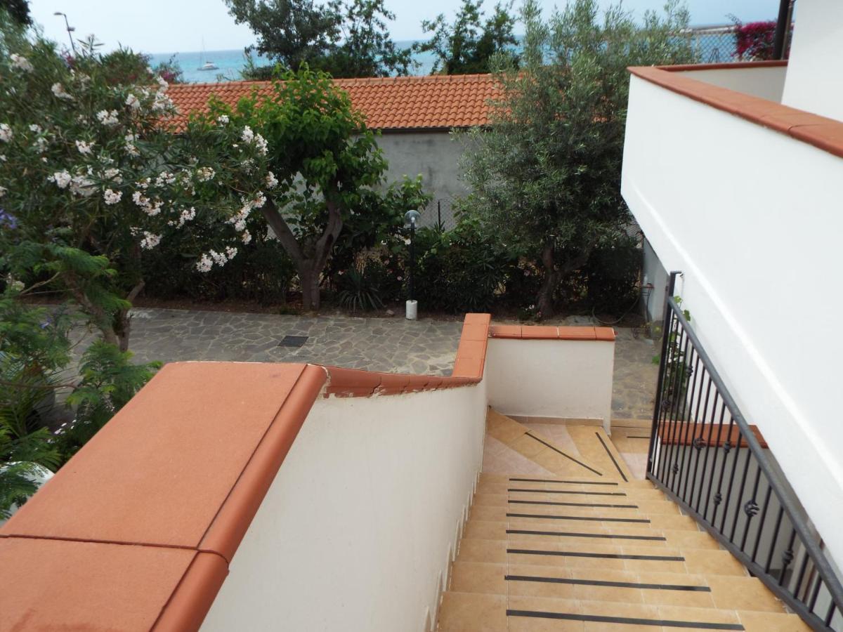 La Grazia Aparthotel Parghelia Buitenkant foto